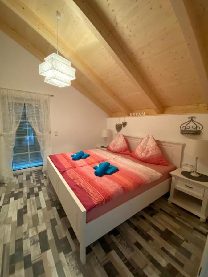 Apartments Edelweiss & Enzian - Gaestehaus Zum Fuchs Hermagor-Pressegger See Eksteriør billede