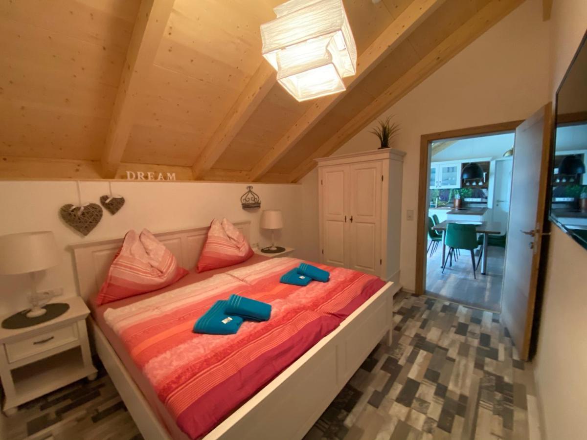Apartments Edelweiss & Enzian - Gaestehaus Zum Fuchs Hermagor-Pressegger See Eksteriør billede